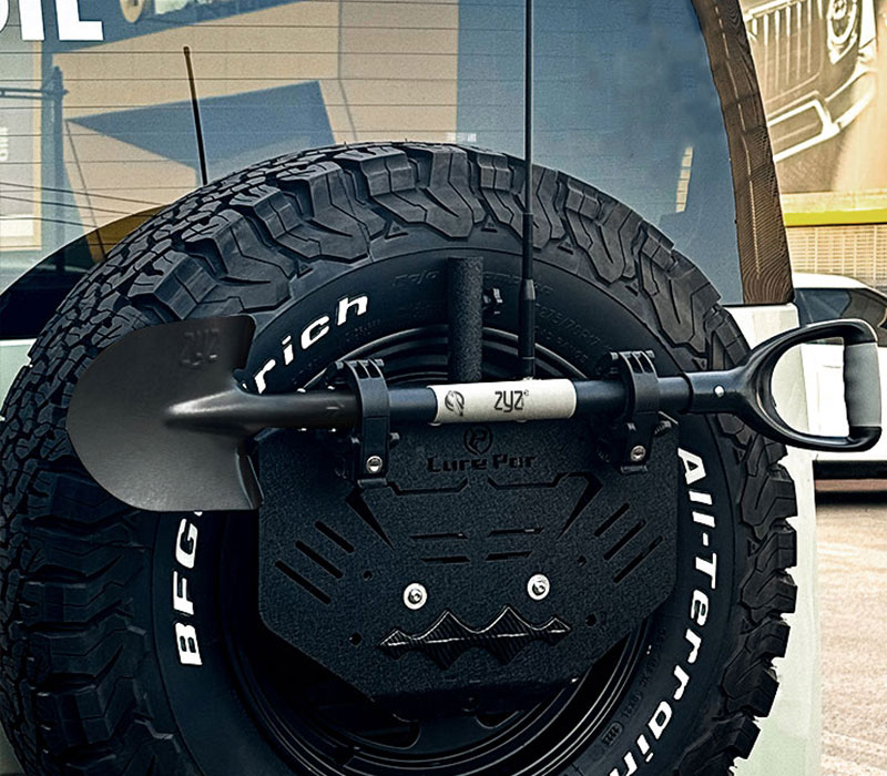 Off-Road Folding Shovels